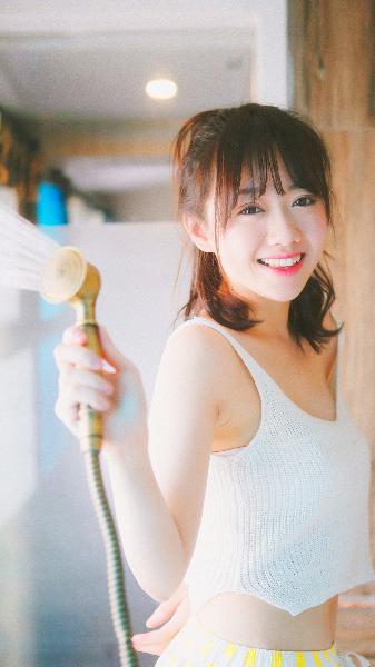 被大叔吃小头头视频